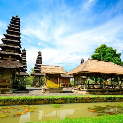 Les temples de Tanah Lot et de Mengwi