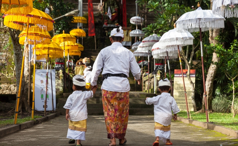 Rizières, villages et marchés, début de l’immersion !